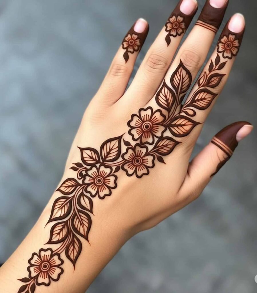 Pretty bail mehndi art for women