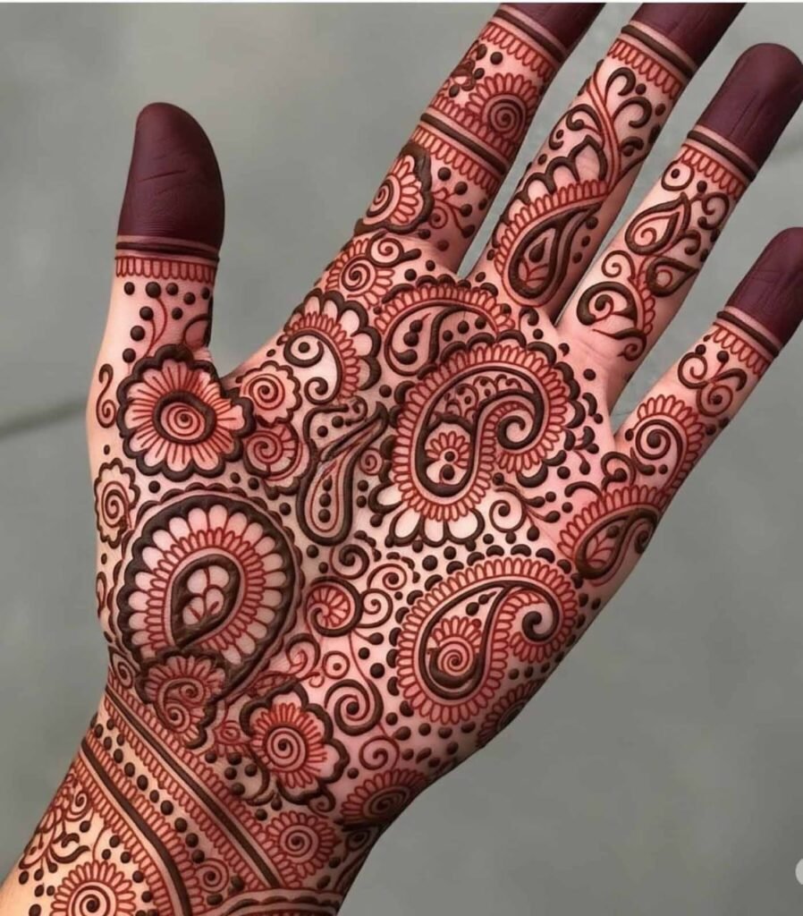 Pretty bail mehndi simple style